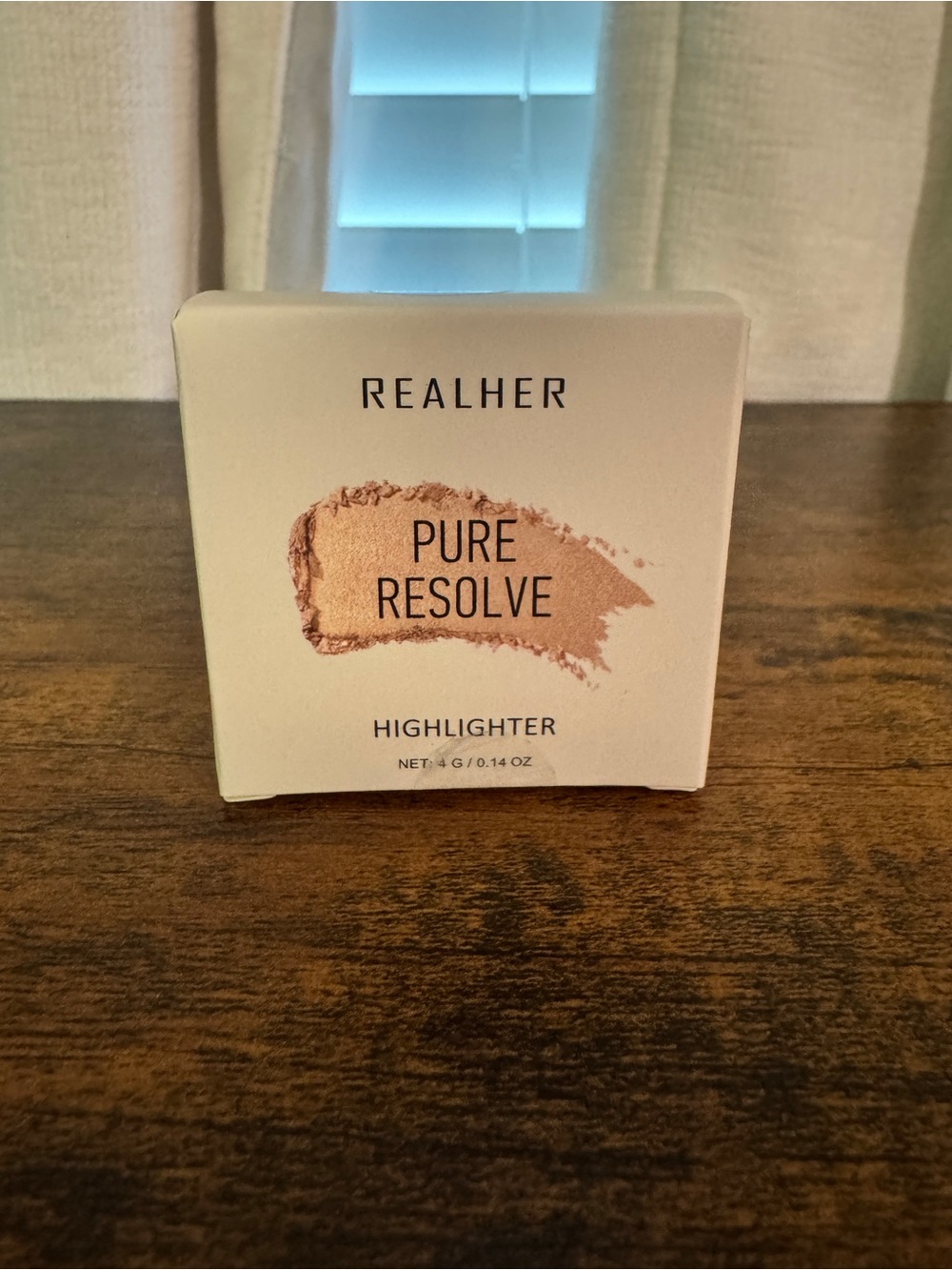 REALHER Pure Resolve Highlighter Champagne New in Box
